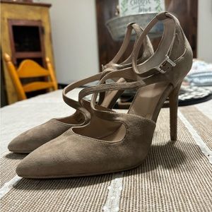 Charles David Criss Cross Pointed Heel